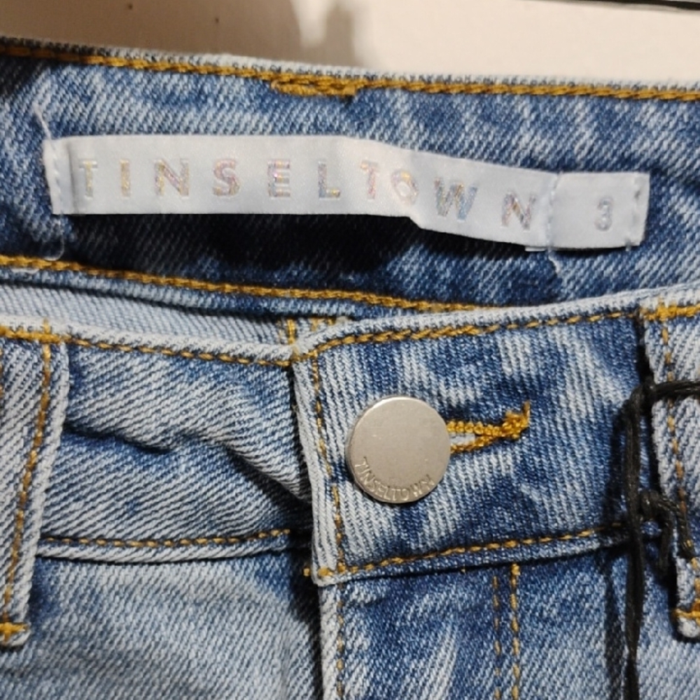 (X-52) SALE! NWT Tinseltown High Rise The Mom Jean Light Blue Jeans 3/26 - Picture 5 of 9